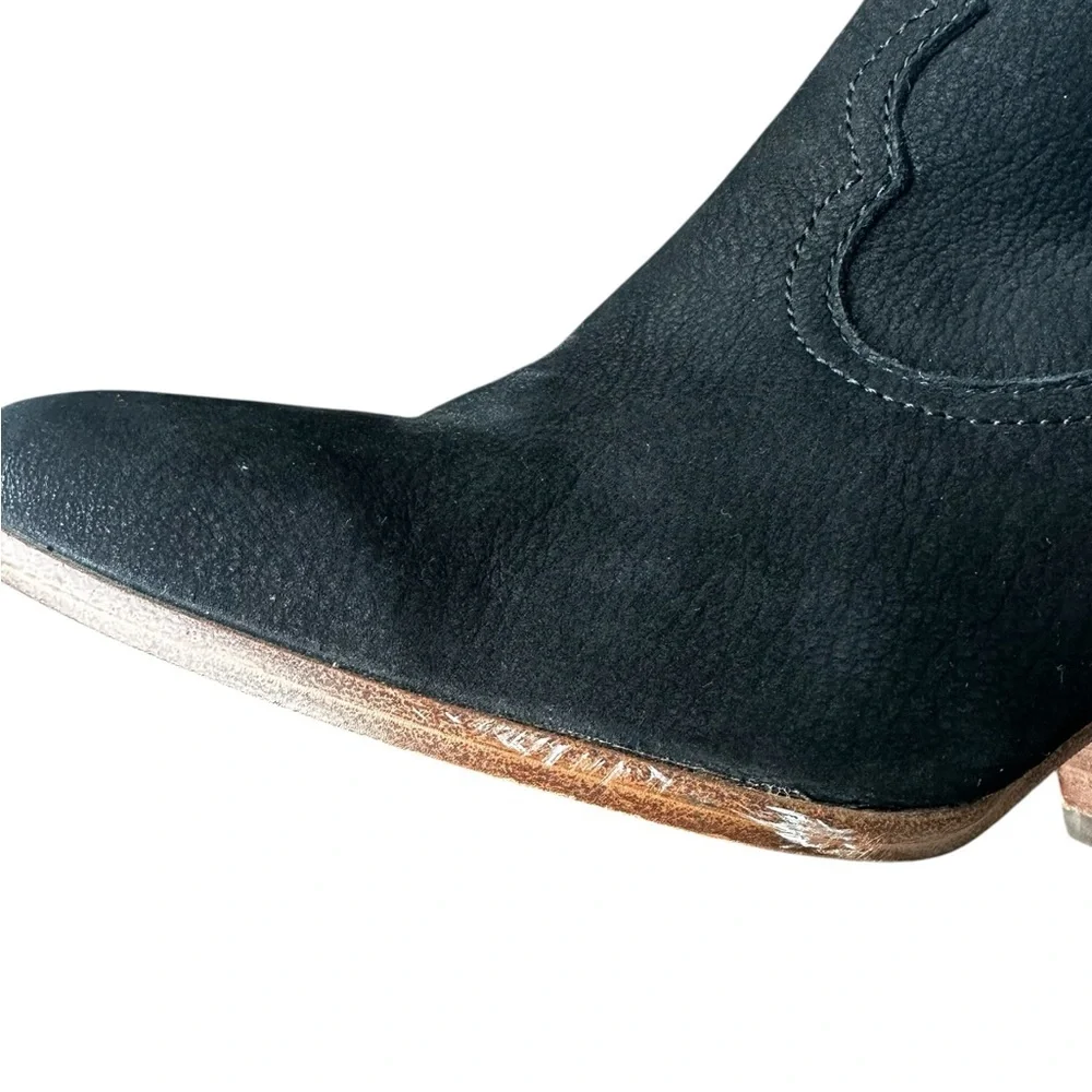 FRYE Women's Reina Black Leather Booties 9